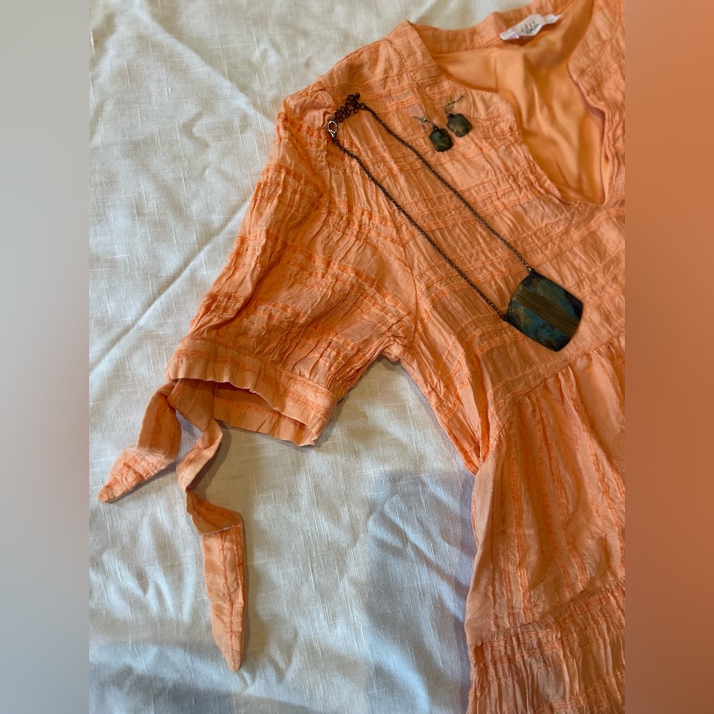 Talulah | Orange Textured V-Neck Tiered Dress - Picture 2 of 8